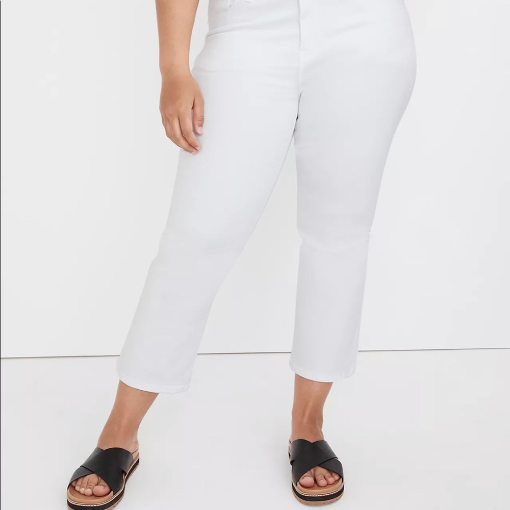 ⭐️Host Pick⭐️ White Madewell Cali Demi-Boot Jeans - Size 31